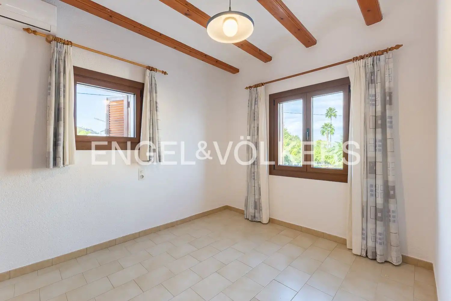 Квартира 350 м² в Pedreguer