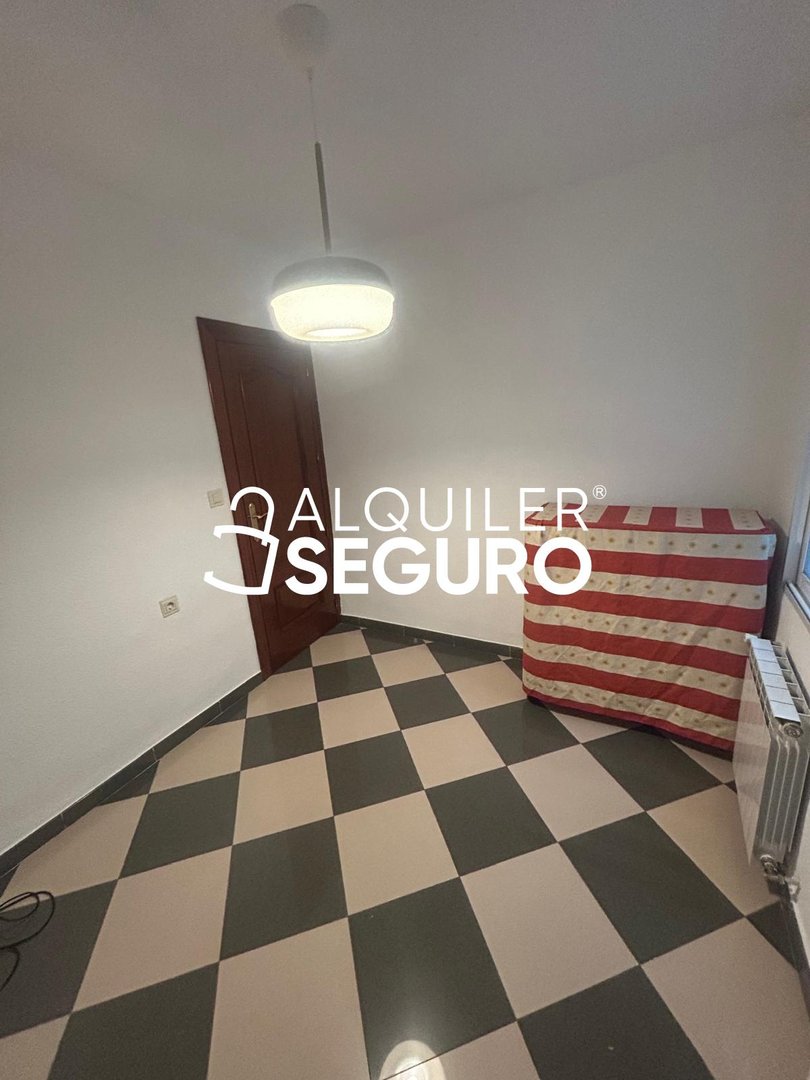 Piso de 100 m² en Granada