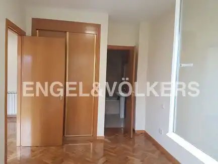 Wohnung 53 m² in Boadilla del Monte