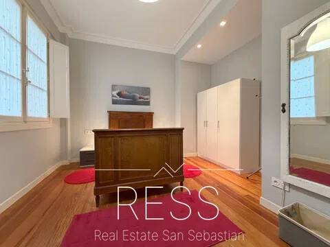 Pis de 136 m² a Sant Sebastià