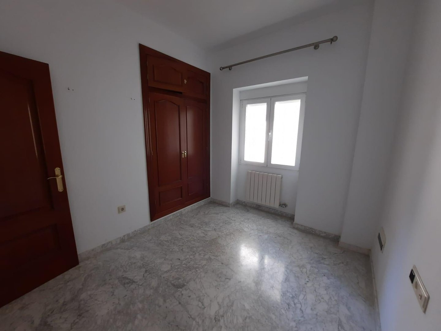 Piso de 139 m² en Granada