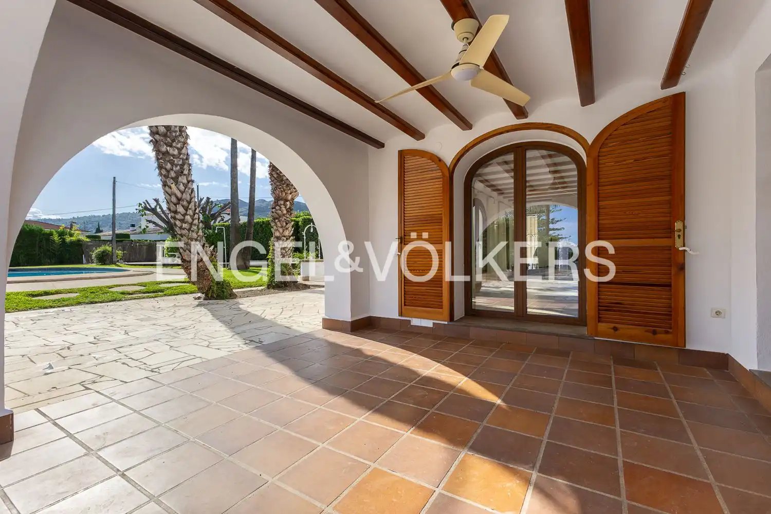 Квартира 350 м² в Pedreguer