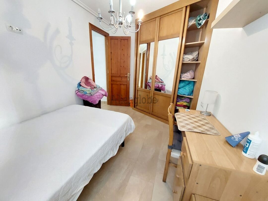 Piso de 75 m² en Oviedo