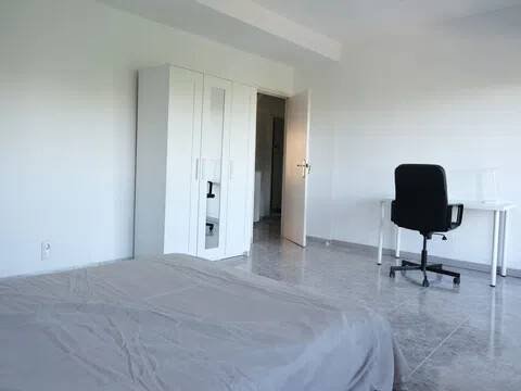 Habitación 140 m², Lérida