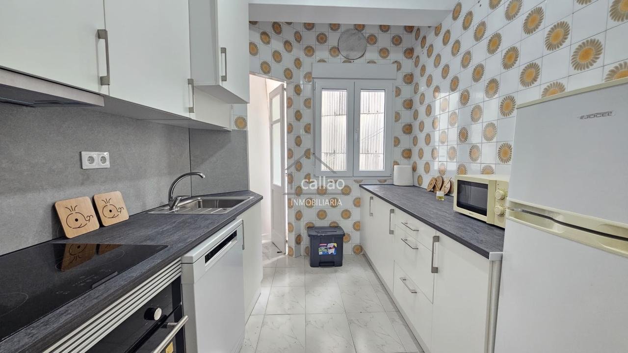 Zimmer 99 m², Ferrol