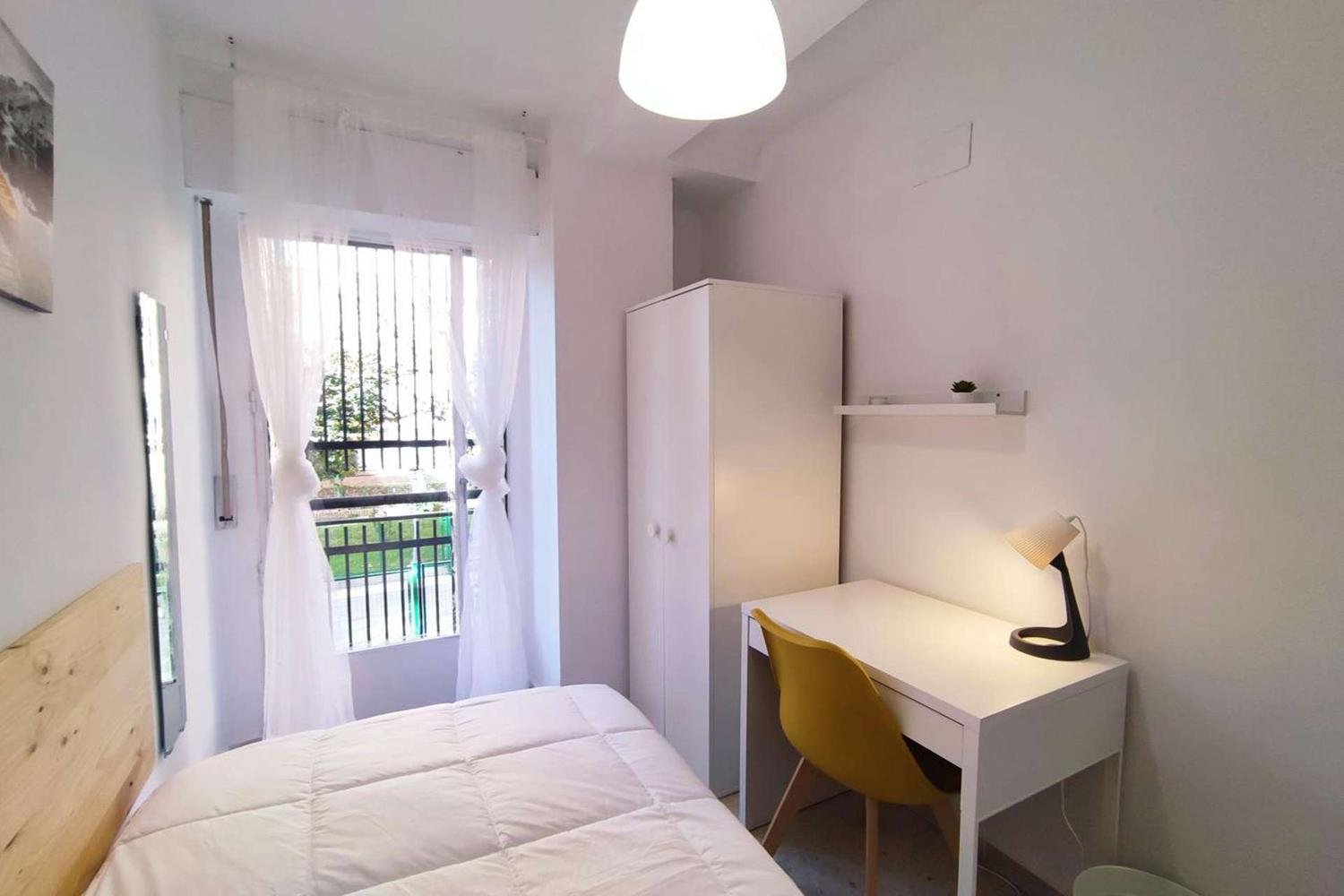 Habitación 90 m², Granada