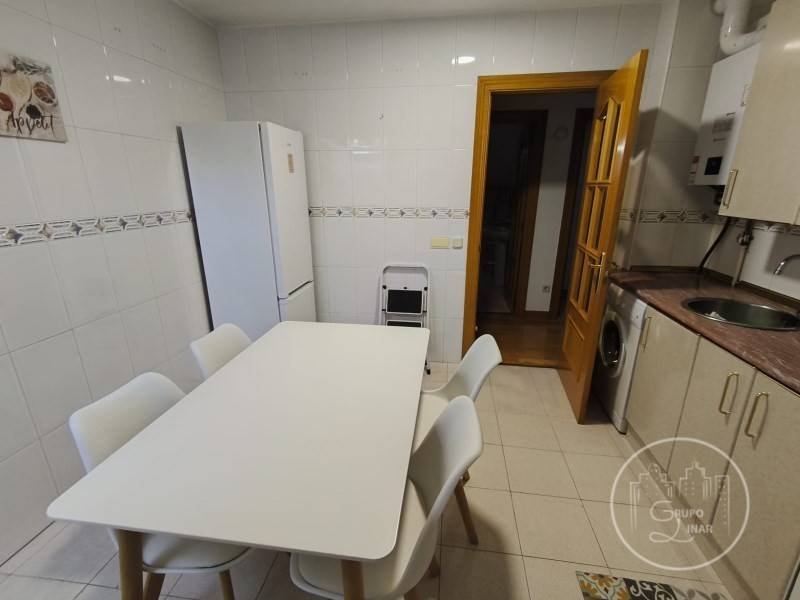Pis de 92 m² a Àvila
