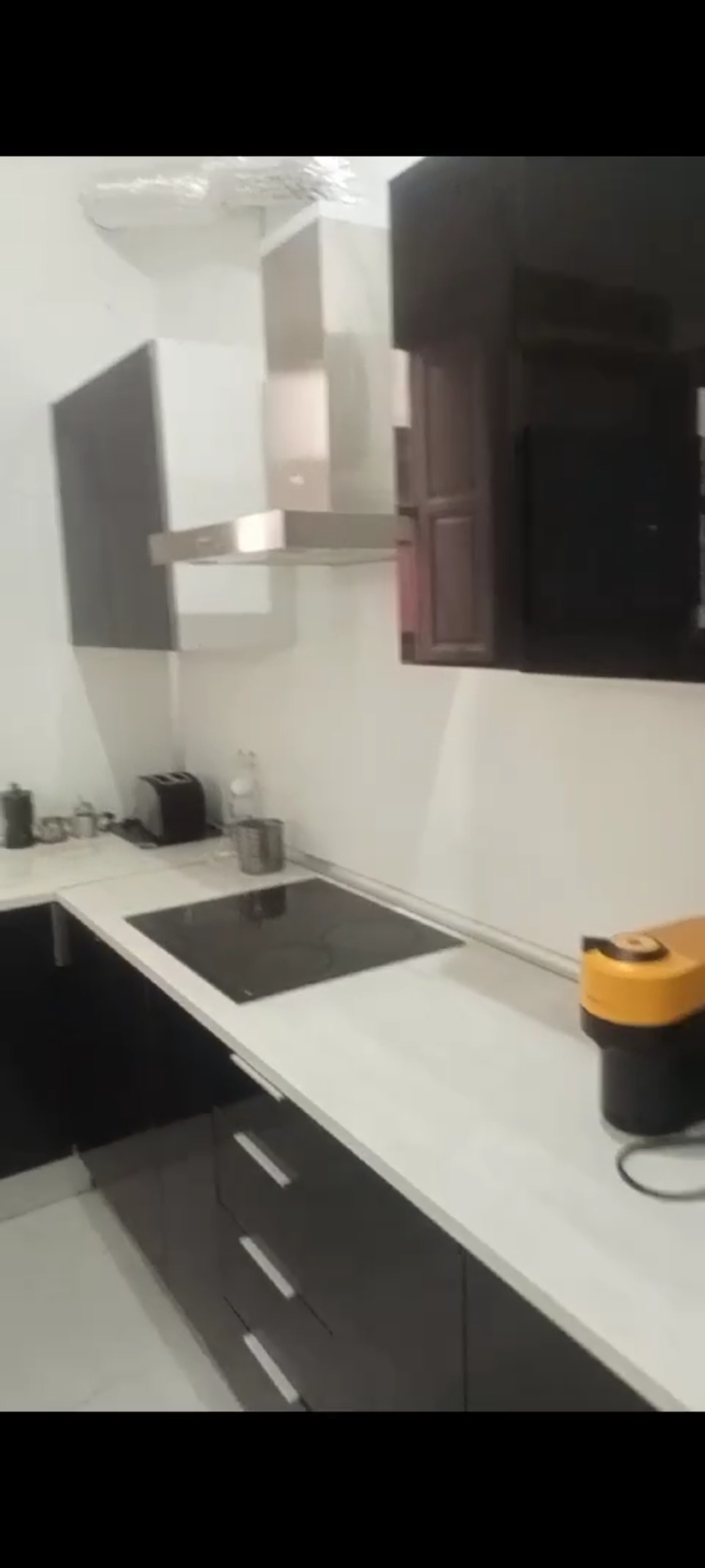 Habitación 320 m², Granada