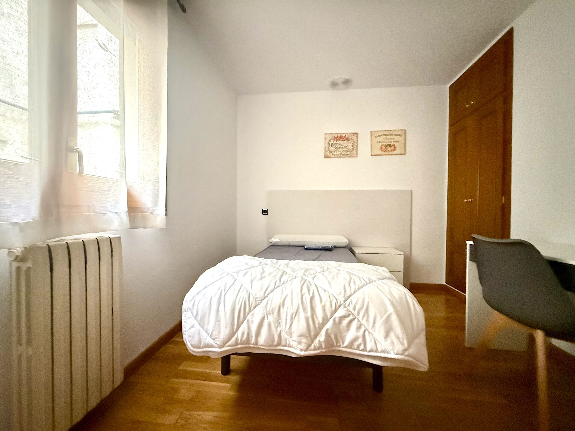 Habitación 250 m², Vic