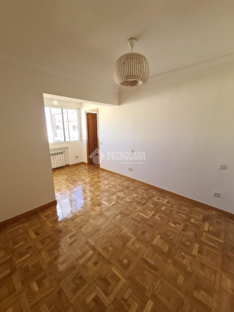 Wohnung 114 m² in Madrid