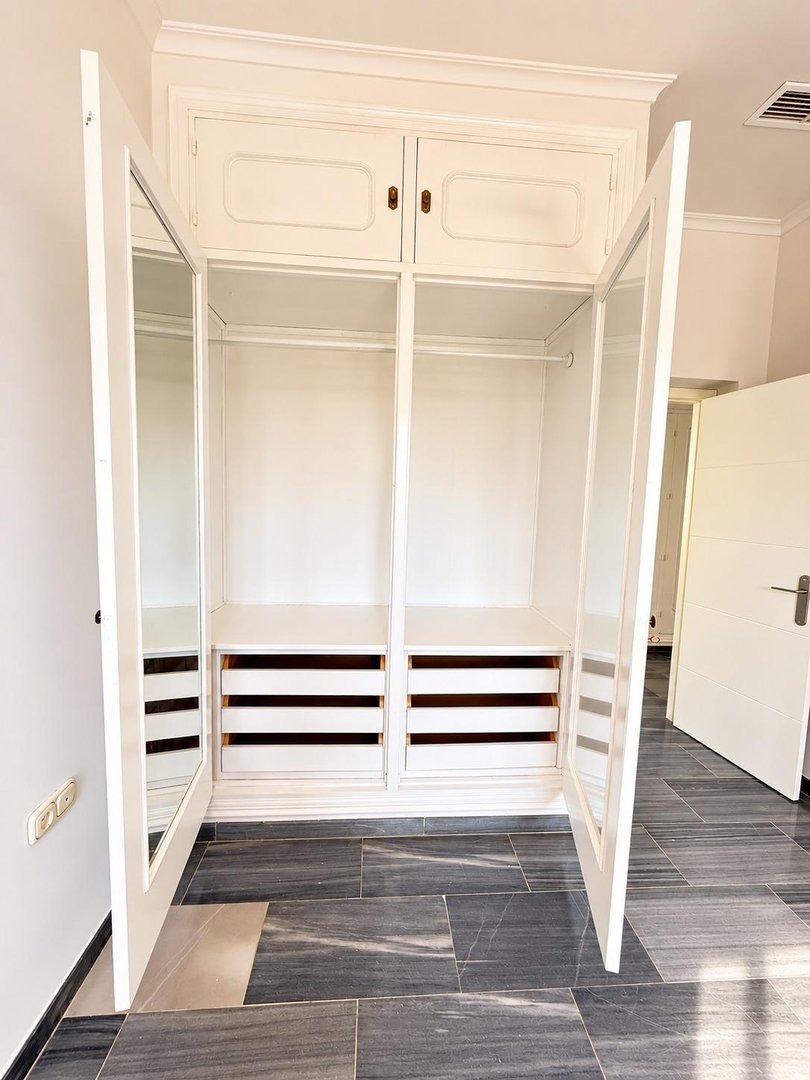 Casa de 1076 m² a Còrdova