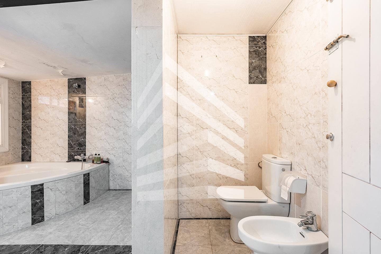 Haus 228 m² in Sant Just Desvern