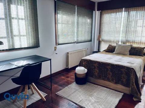 Habitación 260 m², Oleiros