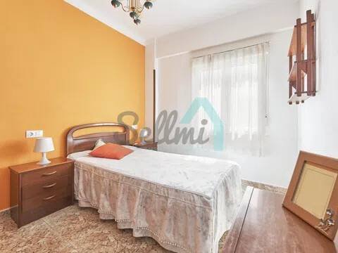Piso de 77 m² en Gijón