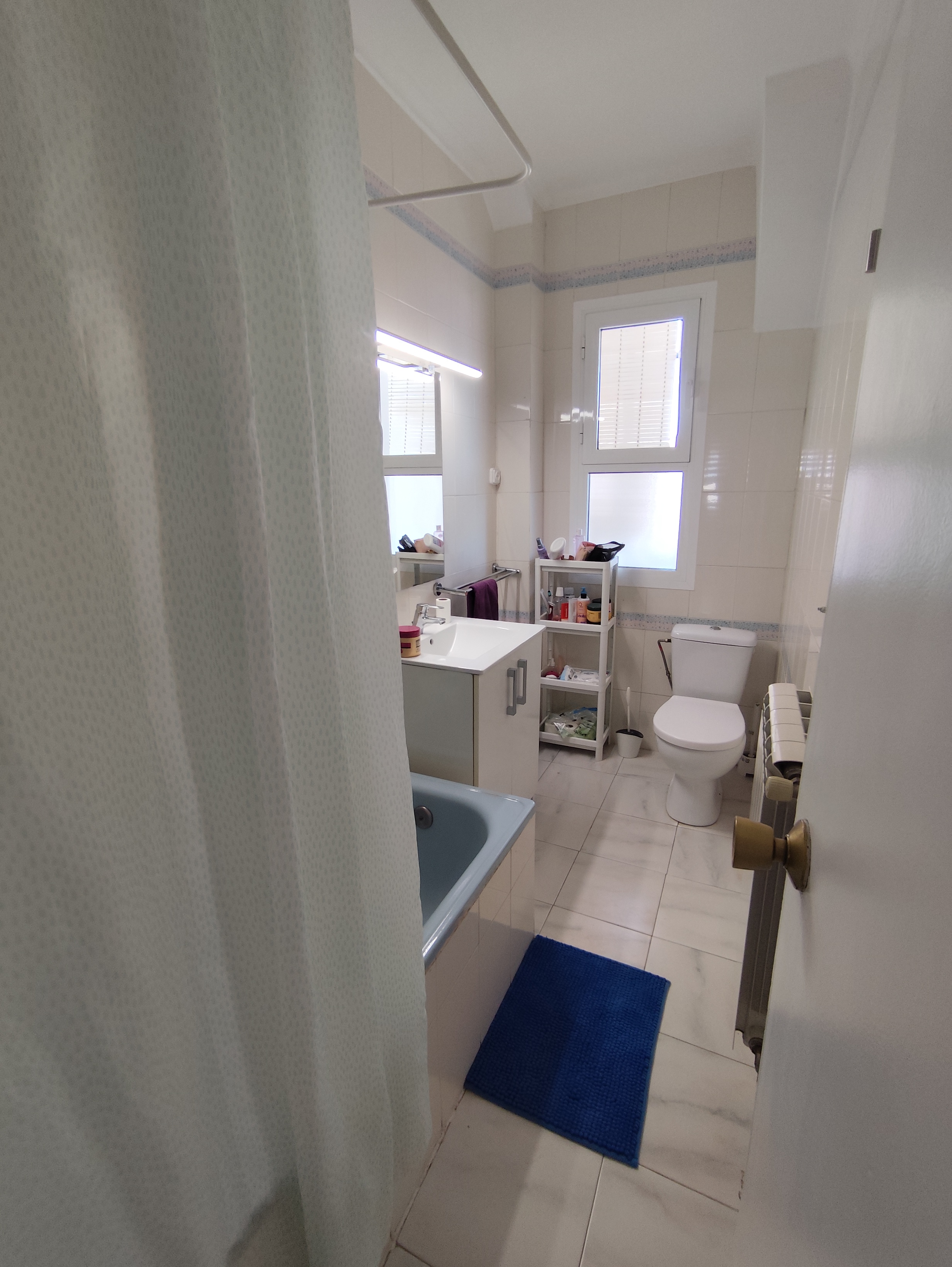 Habitación 100 m², Huesca