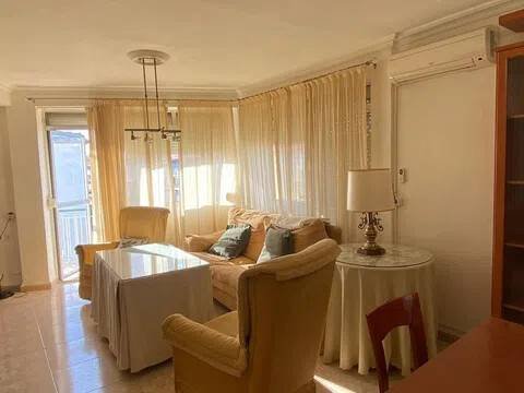 Pis de 95 m² a Sevilla