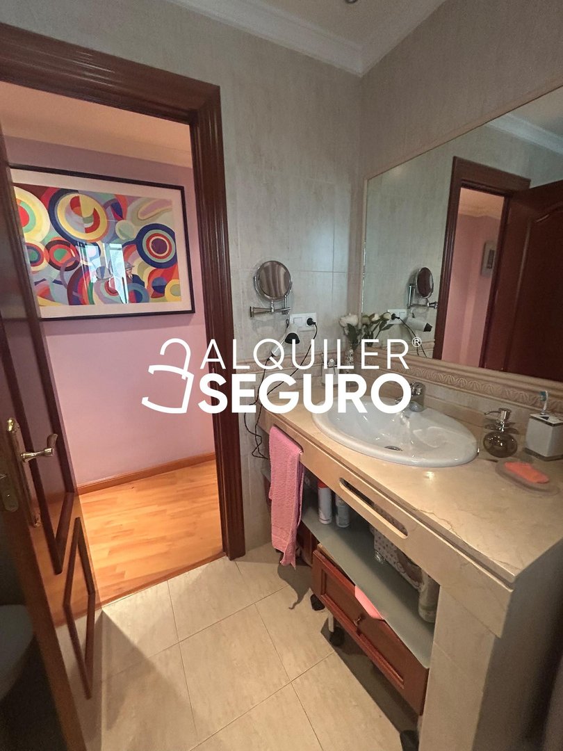 Piso de 88 m² en Granada