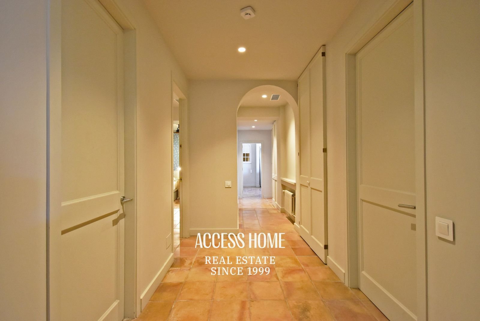 Haus 305 m² in Sant Vicenç de Montalt