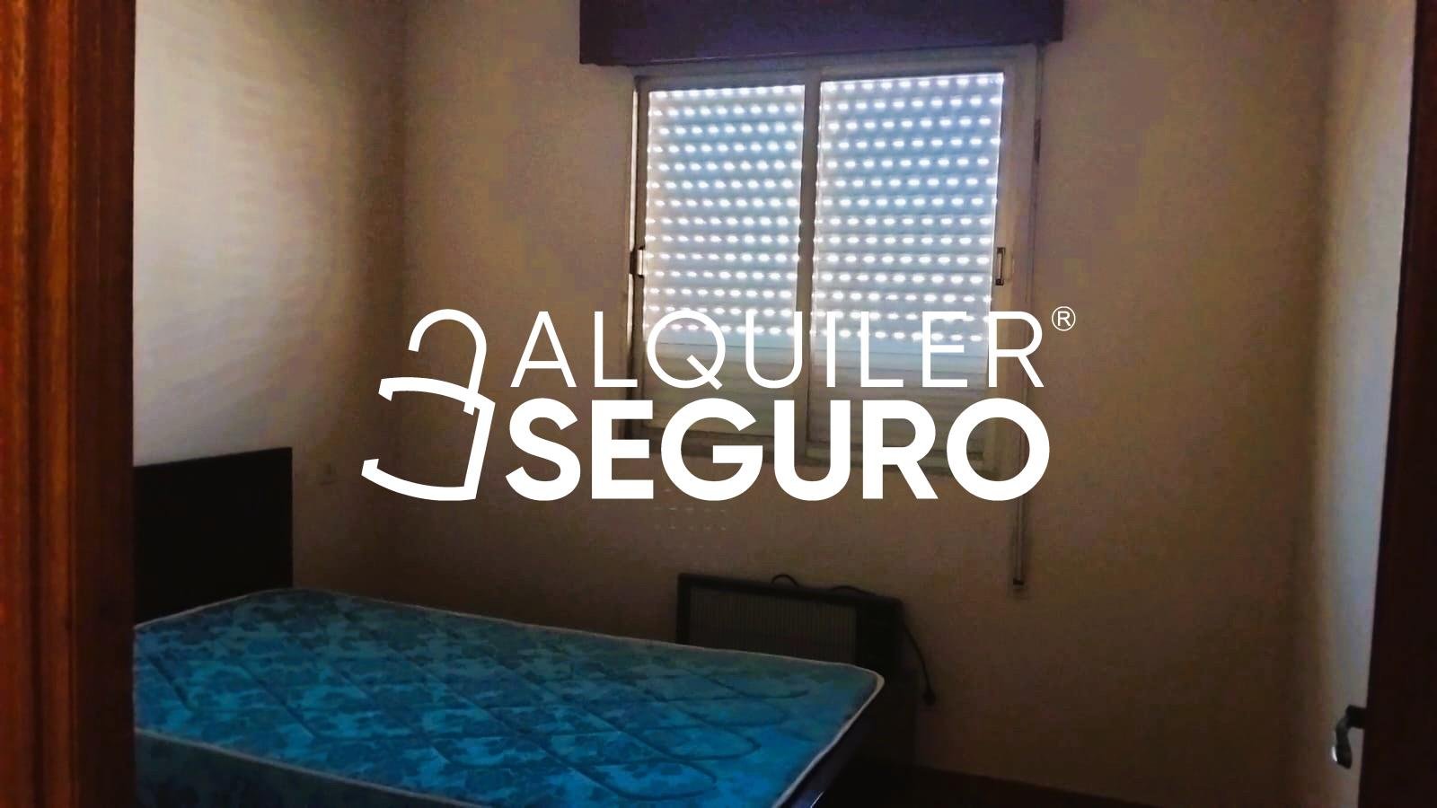 Piso de 90 m² en Santa María del Páramo