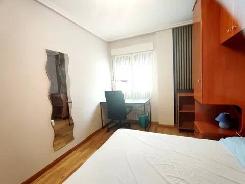 Piso de 120 m² en Oviedo