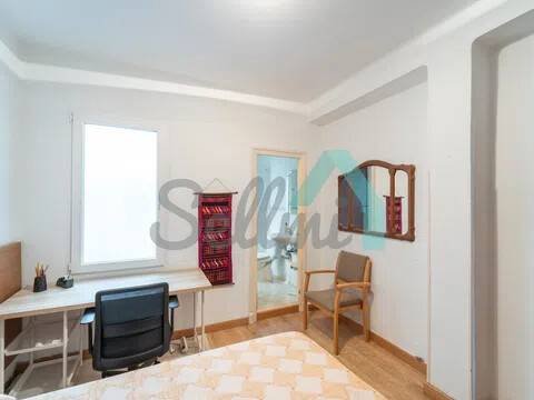 Piso de 212 m² en Oviedo