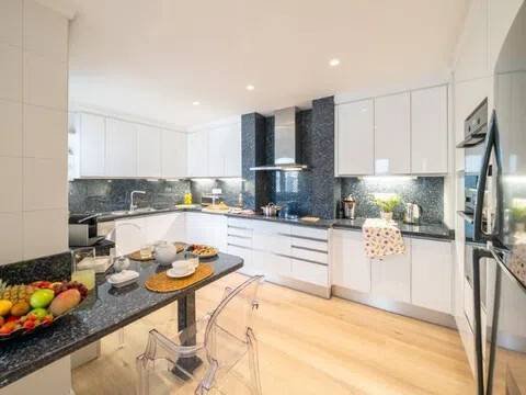 Pis de 350 m² a Marbella