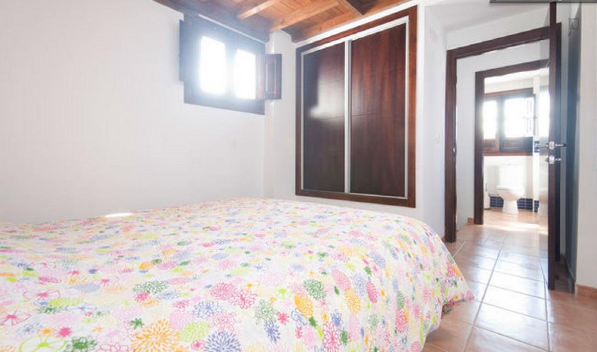 Piso de 80 m² en Granada