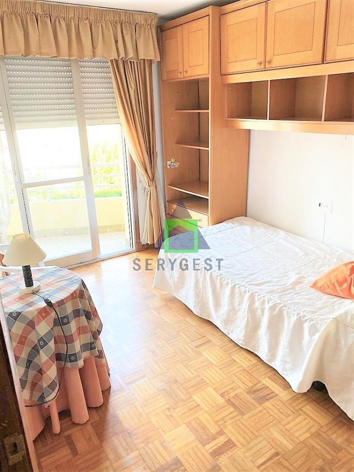 Piso de 130 m² en Ourense