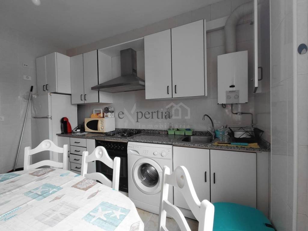 Piso de 90 m² en Boiro