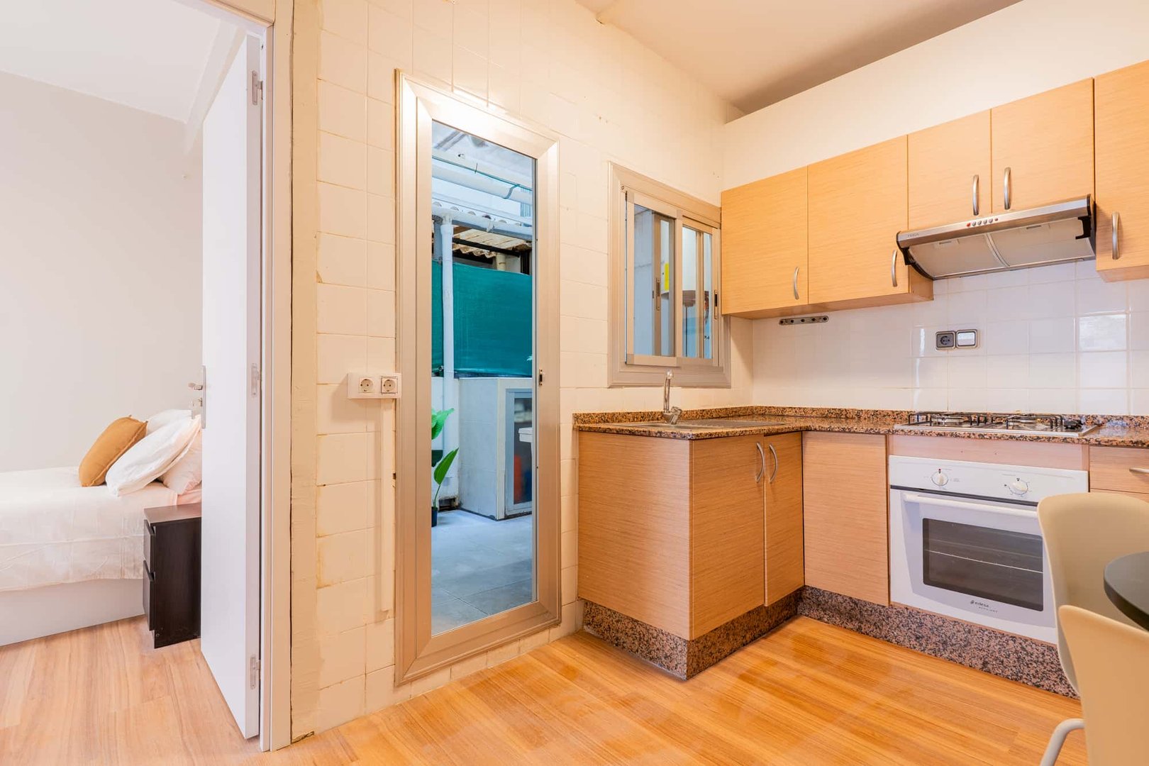 Room for rent, Burjassot