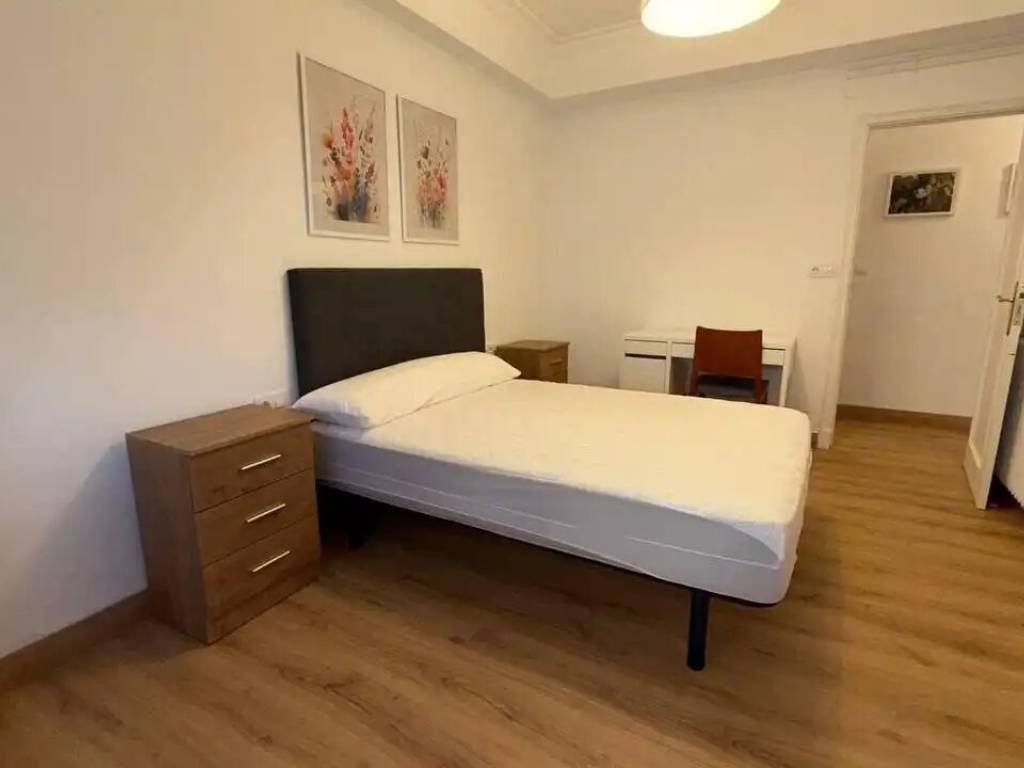 Piso de 95 m² en Ourense