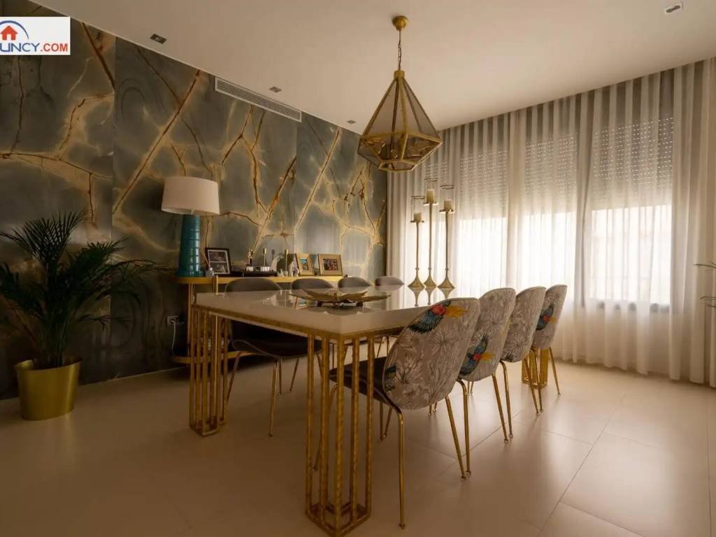 Casa de 372 m² en Dos Hermanas