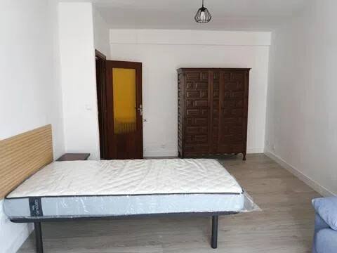 Habitación 110 m², Ávila