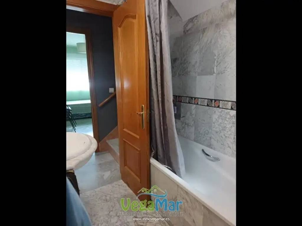 Piso de 120 m² en Almuñécar