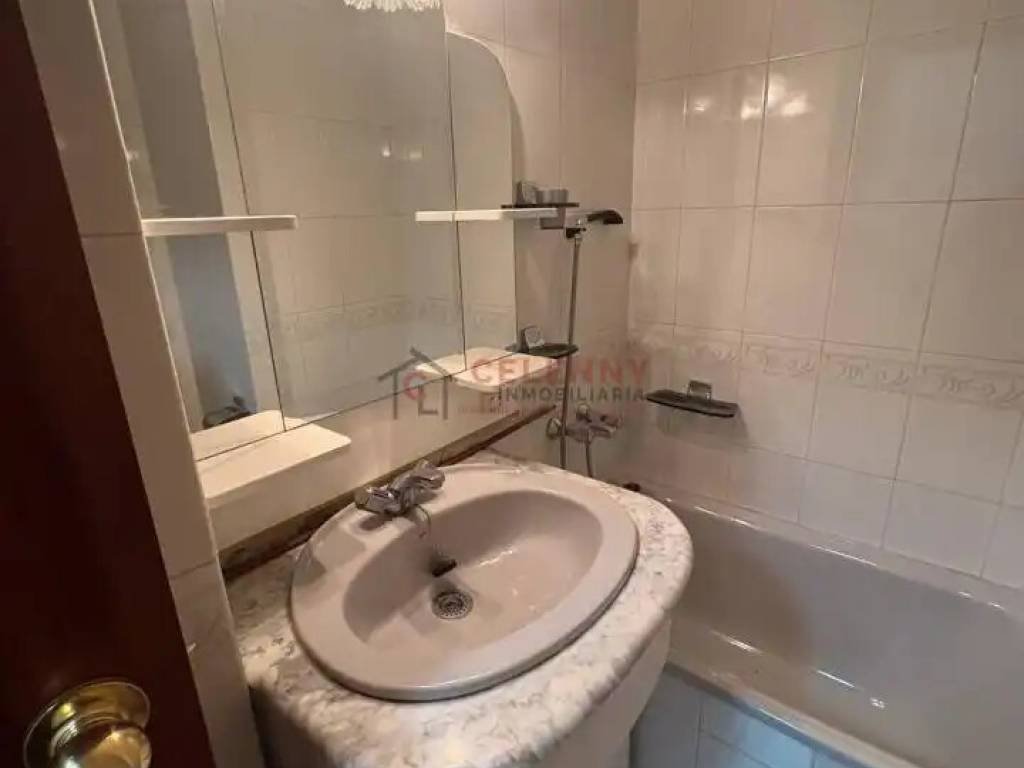 Piso de 90 m² en Ourense