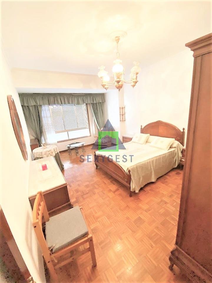 Piso de 130 m² en Ourense