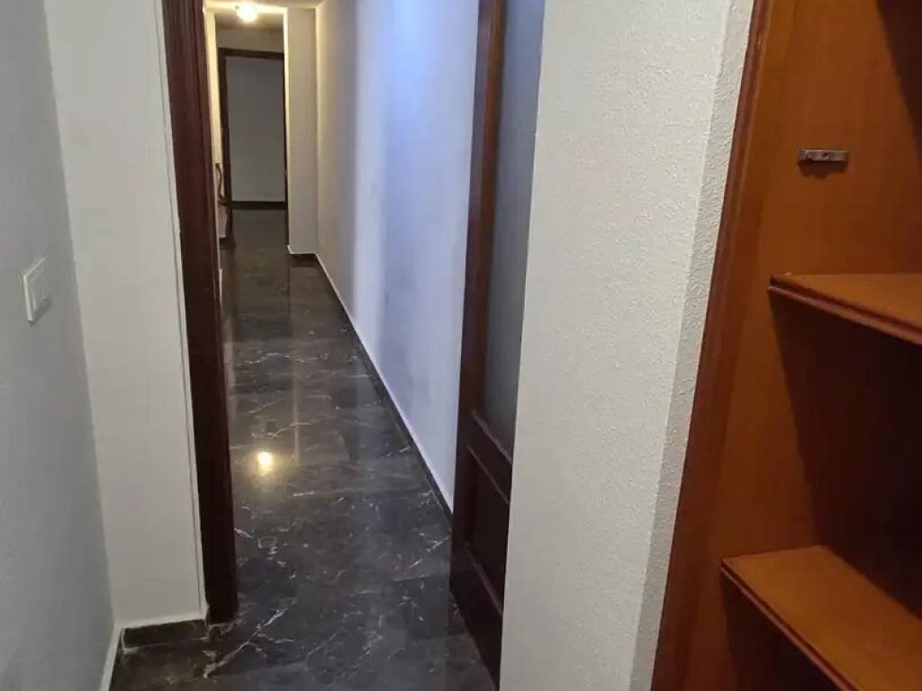 Piso de 95 m² en Jaén