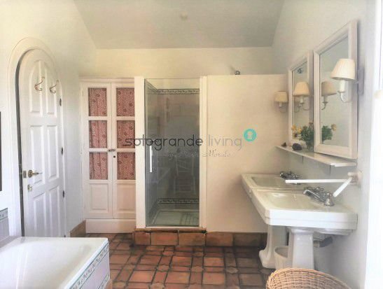 Casa de 400 m² en San Roque