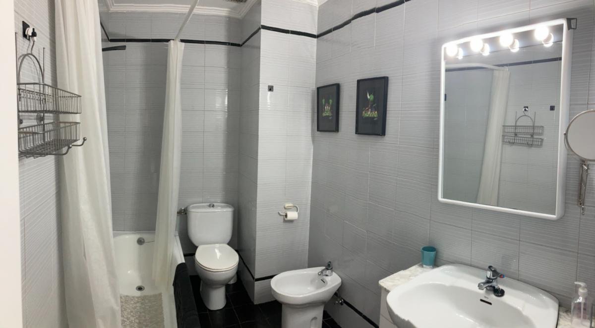 Wohnung 70 m² in Madrid