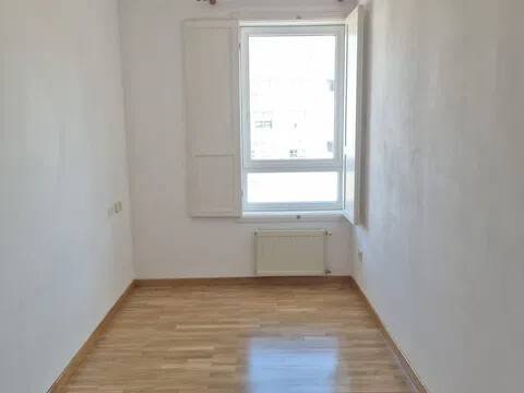 Piso de 100 m² en Oleiros