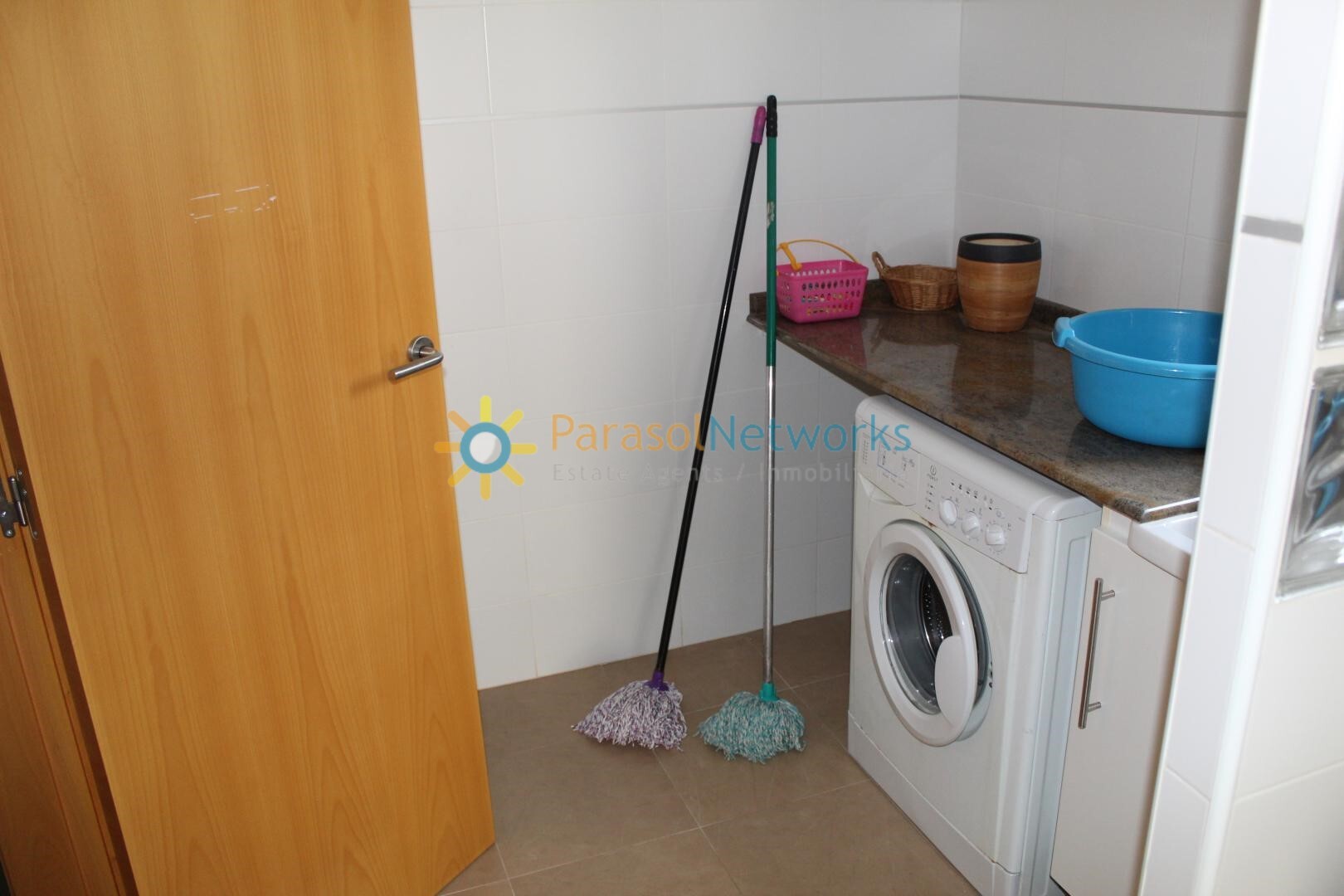 House 220 m² in Barx