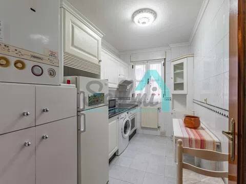 Piso de 55 m² en Oviedo