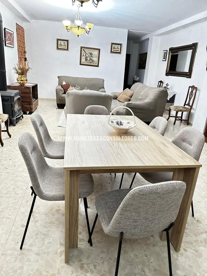 Casa de 400 m² en Lucena