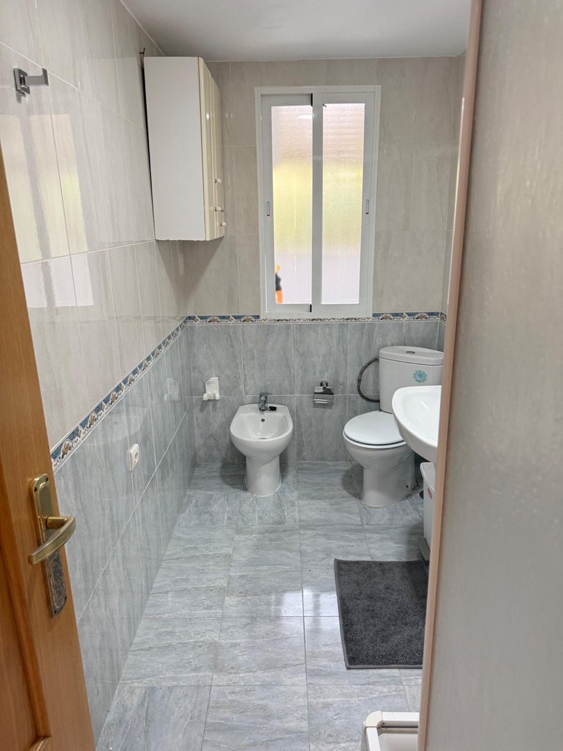 Piso de 82 m² en Granada