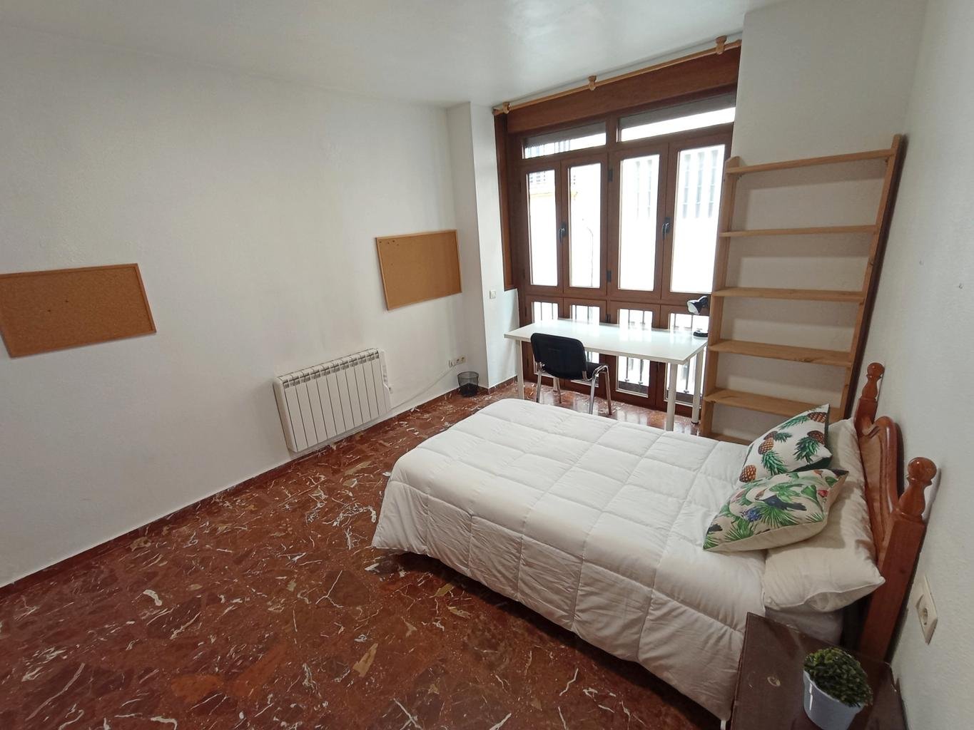 Habitación 110 m², Granada