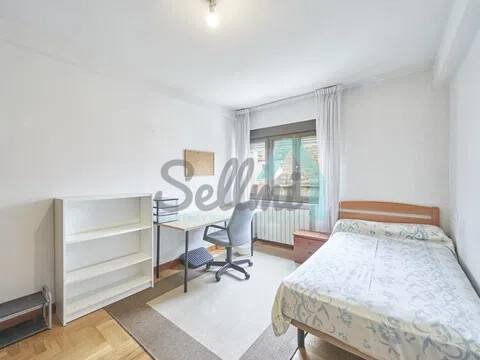 Piso de 86 m² en Oviedo