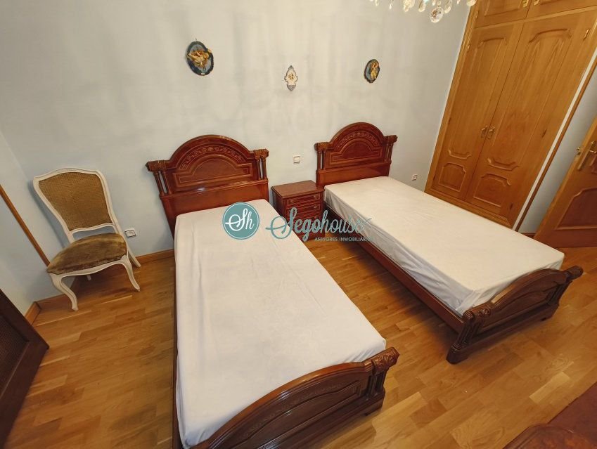 Piso de 200 m² en Segovia