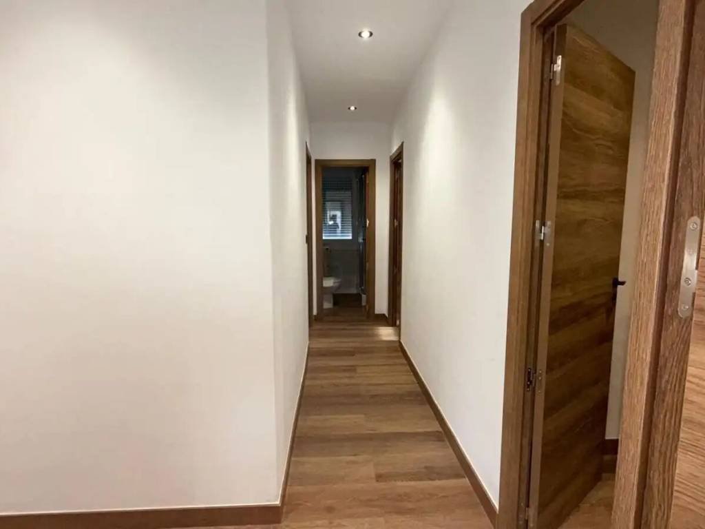 Casa de 100 m² en Ourense