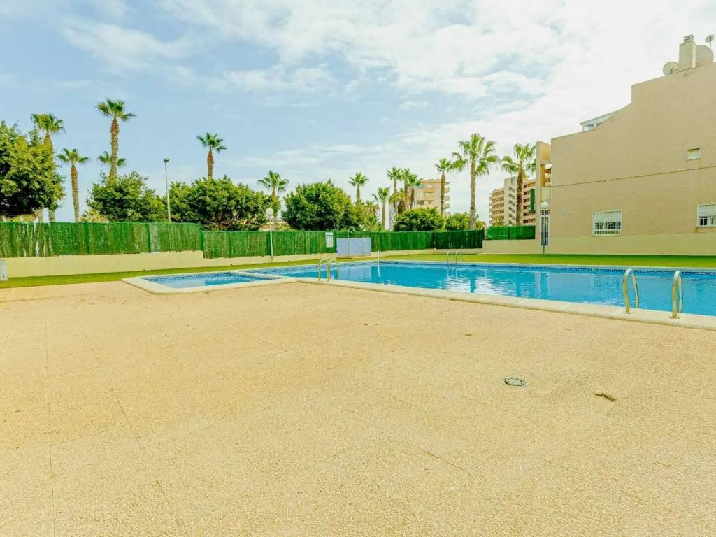 Piso de 64 m² en Torrevieja