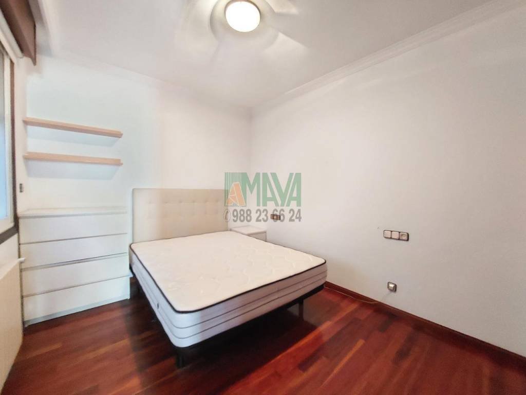 Pis de 90 m² a Ourense